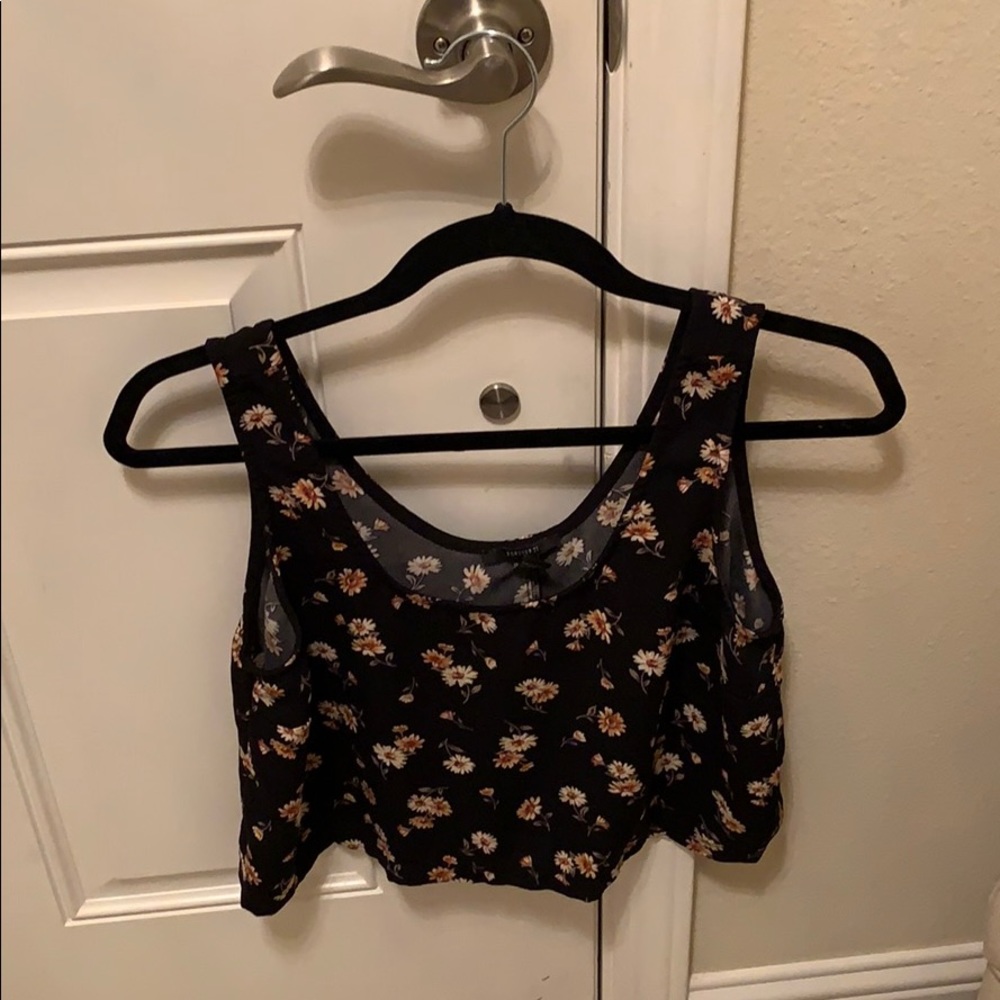 Crop top - Picture 3 of 3